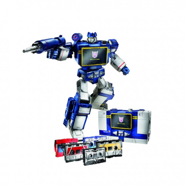 A43480610-Transformers-Masterpiece-Soundwave-ALL