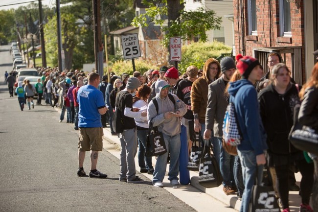 line_collectorscorner_may4_fcbd_photoby_PeteRedel