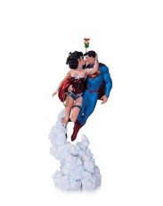 SupermanWonderWoman_MiniStatue