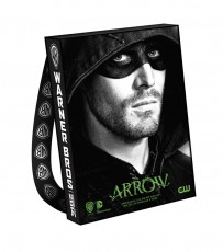 ARROW-Comic-Con-2014-Bag-906x1024