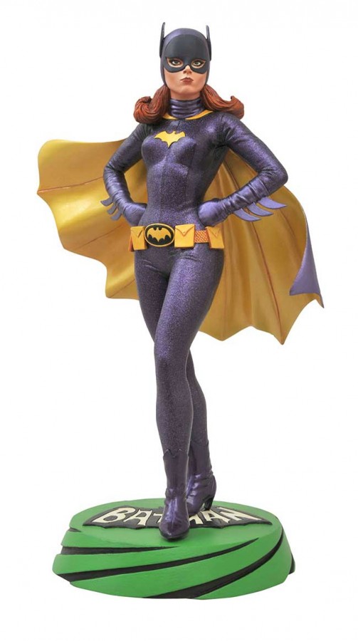 BatgirlStatue