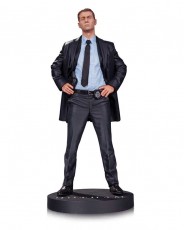 Gotham_Gordon_Statue