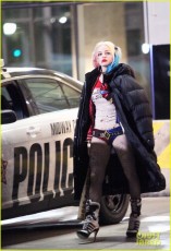 jared-leto-fights-kisses-margot-robbie-in-suicide-squad-10