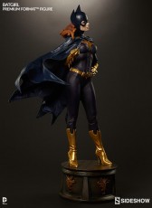 300242-batgirl-03