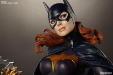 300242-batgirl-06