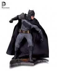 BvS-DoJ-Batman-Statue-559b63c868ceb6-11165082-98514