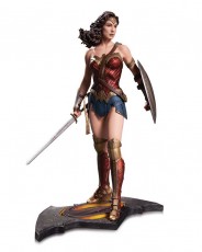 BMvSM_DoJ_Wonder_Woman_Statue