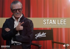 stan-lee-sixth-scale-hot-toys-902580-05