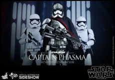 star-wars-captain-phasma-sixth-scale-hot-toys-902582-01