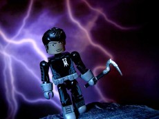 VALIANT_MINIMATES_SHADOWMAN_002