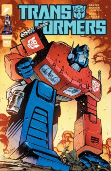 A crashed ship. Two warring factions of giant robots. A human who befriends them. You may know the basics, but things are about to change. Your Major Spoilers review of Transformers #1 from Skybound Entertainment awaits!