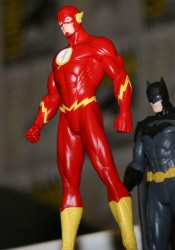 SDCC'11: DC Direct 3 IMG 5288 scaled 600