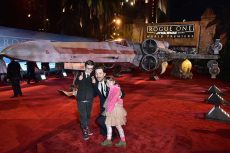 684074511QS00015 The World