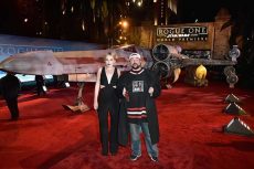 684074511QS00016 The World