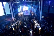 684074511TM00028 The World