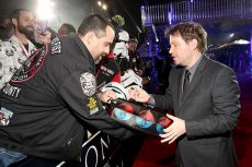 684074511TM00072 The World