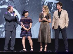 700048058SH00047 Disney s D