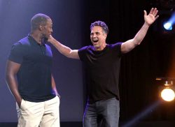 700048058TM00138 Disney s D 1