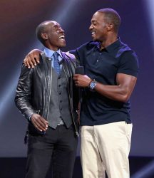 700048058TM00139 Disney s D 1